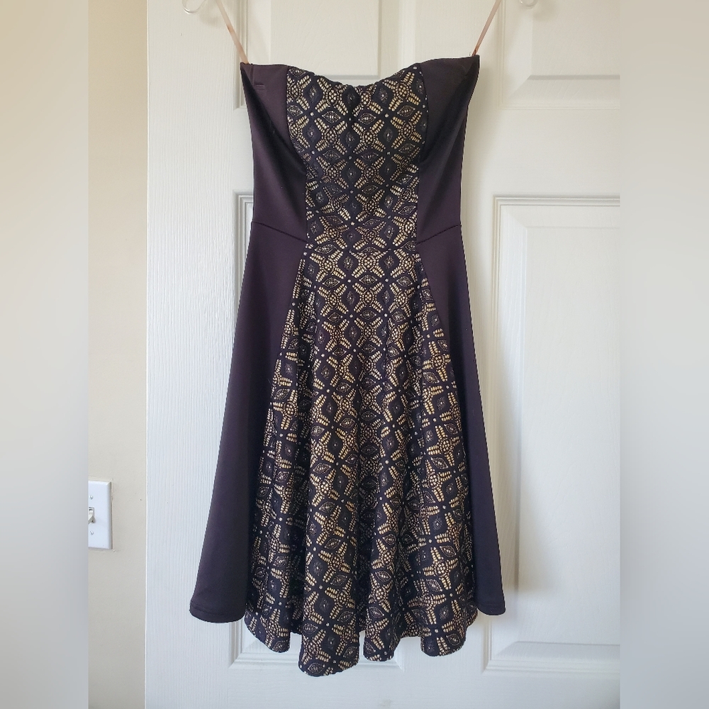 Wild Daisy Strapless Cocktail Dress
